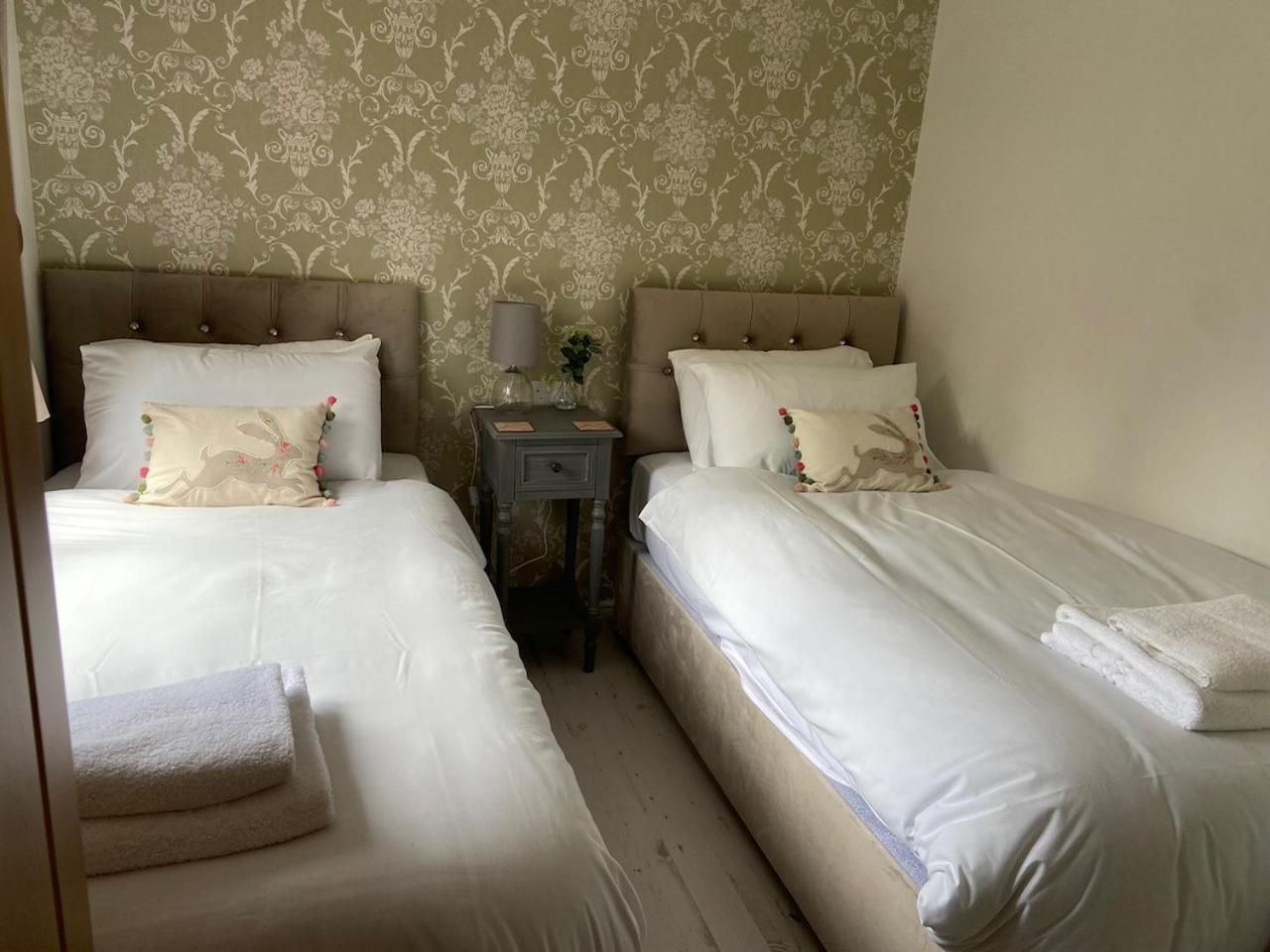 Walled Garden Lodges Loch Lomond Balloch Eksteriør billede
